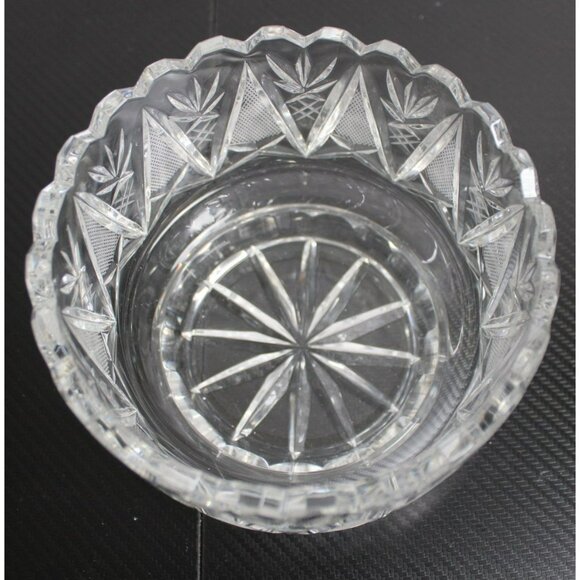 Rose Collection Lead Crystal Glass Bowl w/Intricate Design - Picture 5 of 6